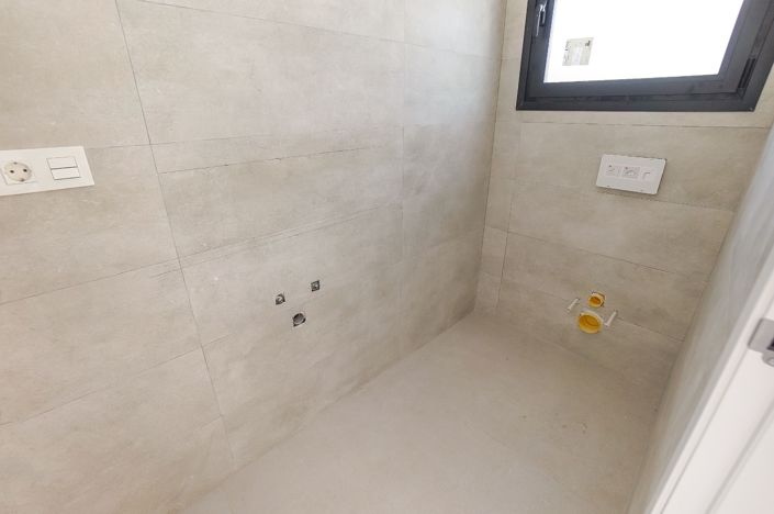 Image No.12-3 Bed Villa for sale