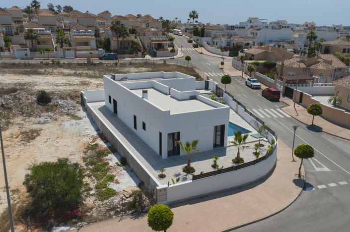 Image No.21-3 Bed Villa for sale