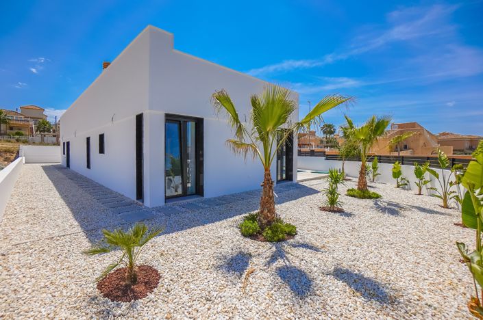 Image No.29-3 Bed Villa for sale