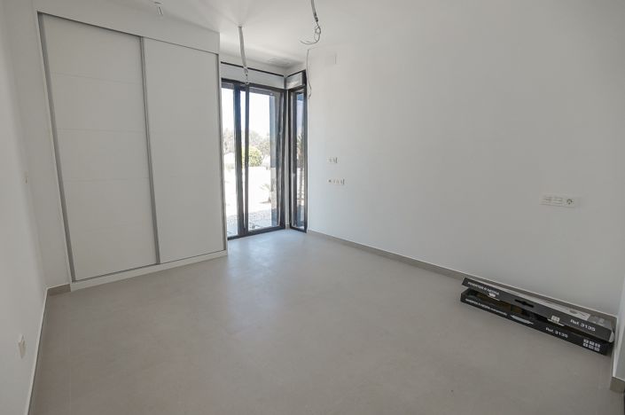 Image No.4-3 Bed Villa for sale