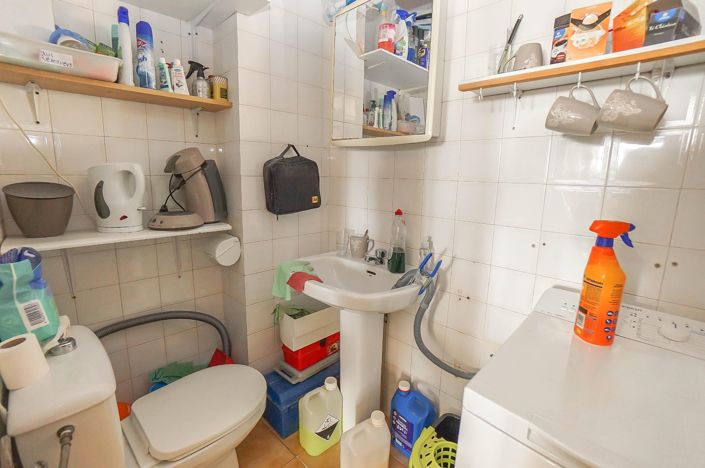 Image No.19-Commercial for sale