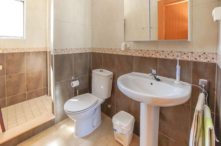 Image No.14-5 Bed Villa for sale