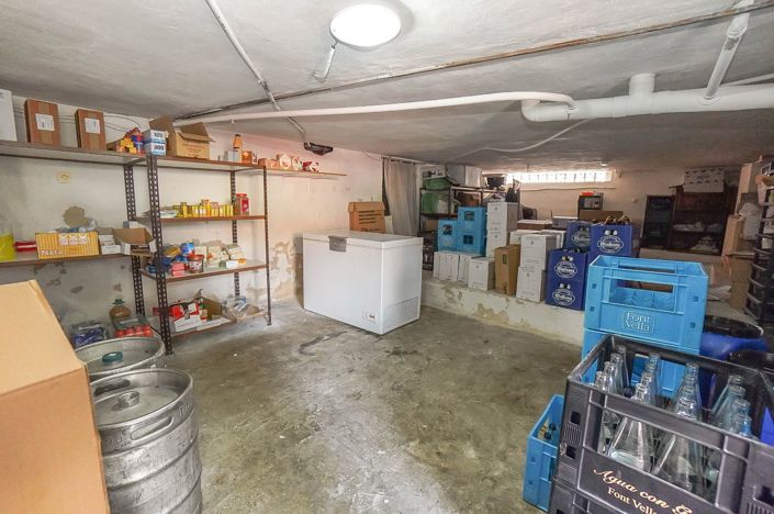 Image No.24-Commercial for sale