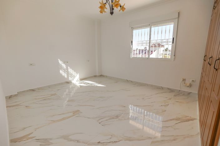 Image No.6-Villa de 4 chambres à vendre à La Marina