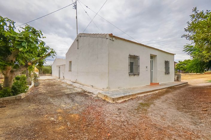 Image No.1-3 Bed Property for sale