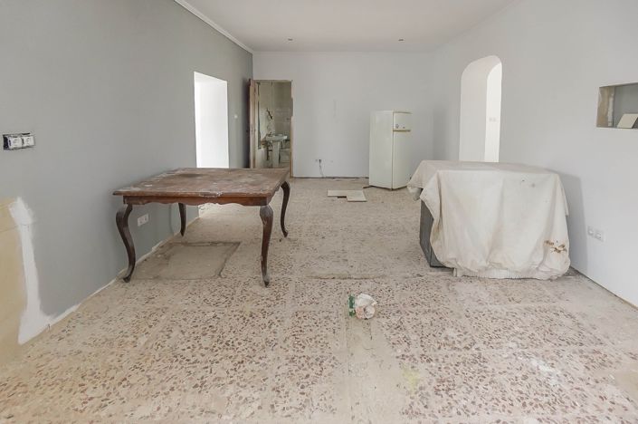 Image No.20-3 Bed Property for sale