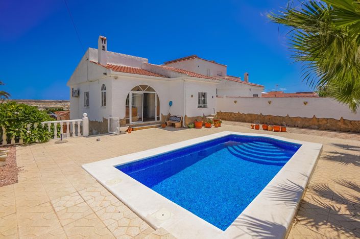 Image No.1-Villa / Détaché de 4 chambres à vendre à La Marina