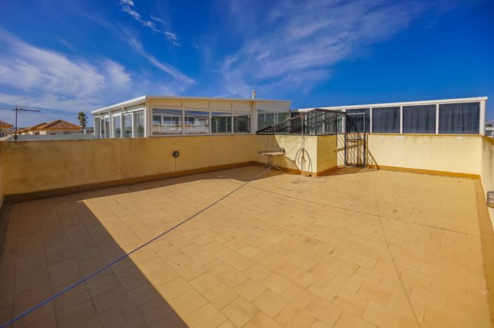 Image No.11-3 Bed Quad for sale