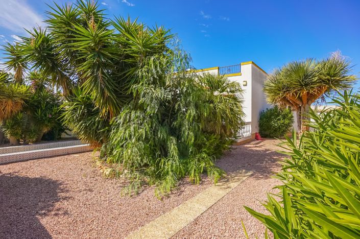 Image No.18-3 Bed Quad for sale