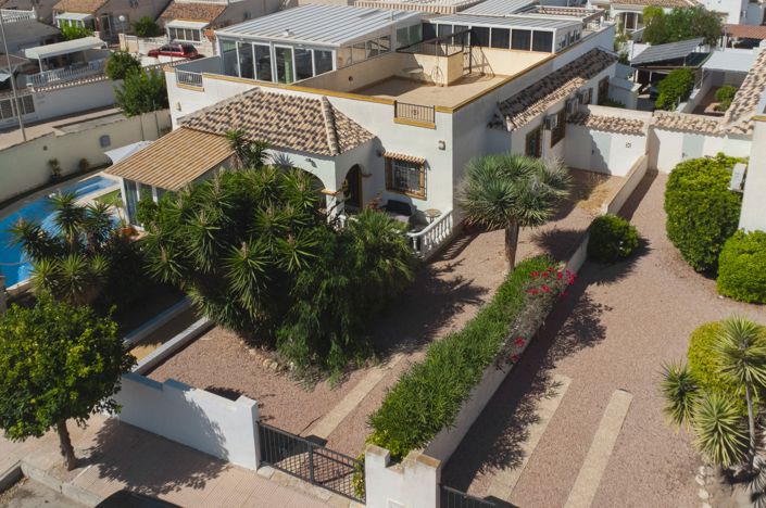Image No.1-3 Bed Quad for sale