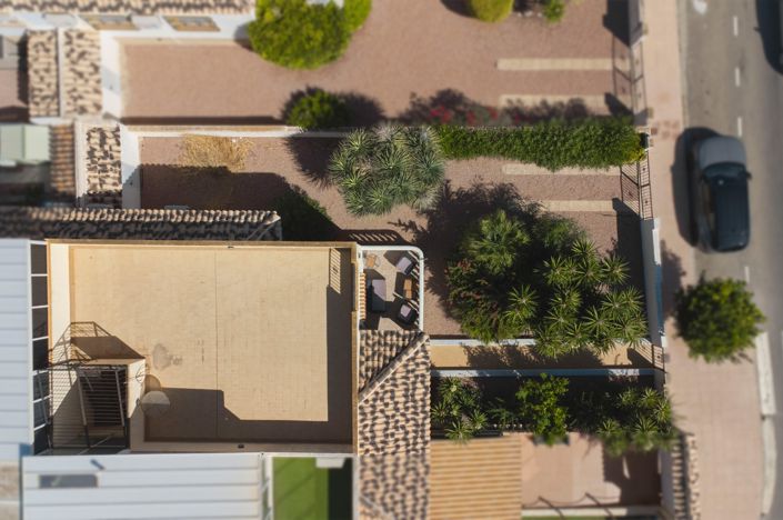 Image No.26-3 Bed Quad for sale