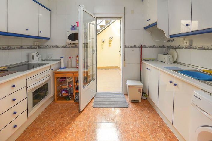 Image No.3-3 Bed Quad for sale