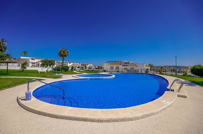 Image No.4-3 Bed Quad for sale