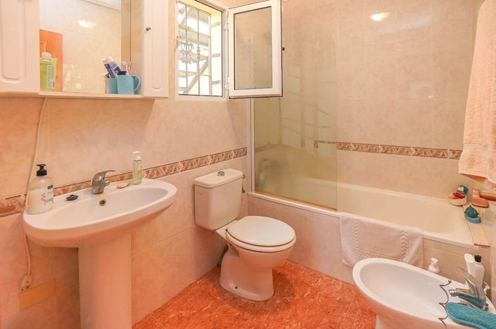 Image No.6-3 Bed Quad for sale