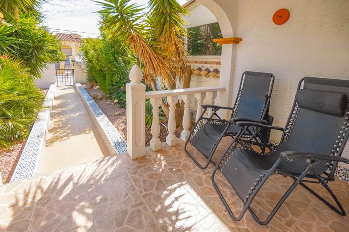 Image No.9-3 Bed Quad for sale