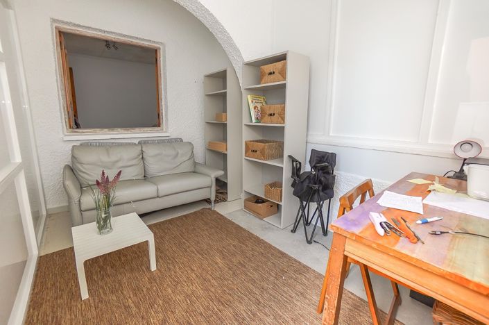 Image No.7-1 Bed House for sale