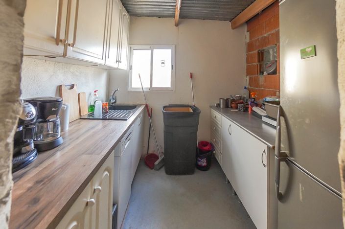 Image No.22-3 Bed Property for sale