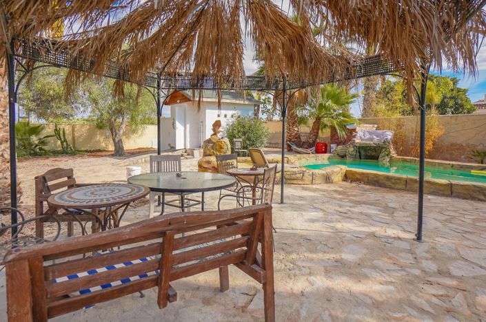 Image No.39-3 Bed Property for sale