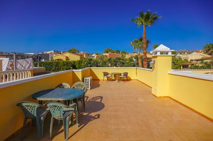 Image No.11-2 Bed Villa / Detached for sale