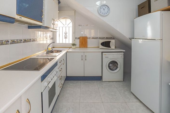 Image No.21-2 Bed Villa / Detached for sale