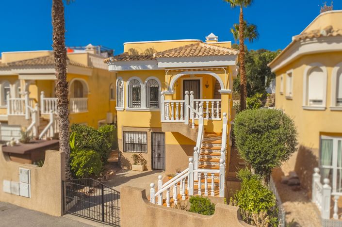 Image No.40-2 Bed Villa / Detached for sale