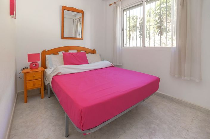 Image No.7-2 Bed Villa / Detached for sale