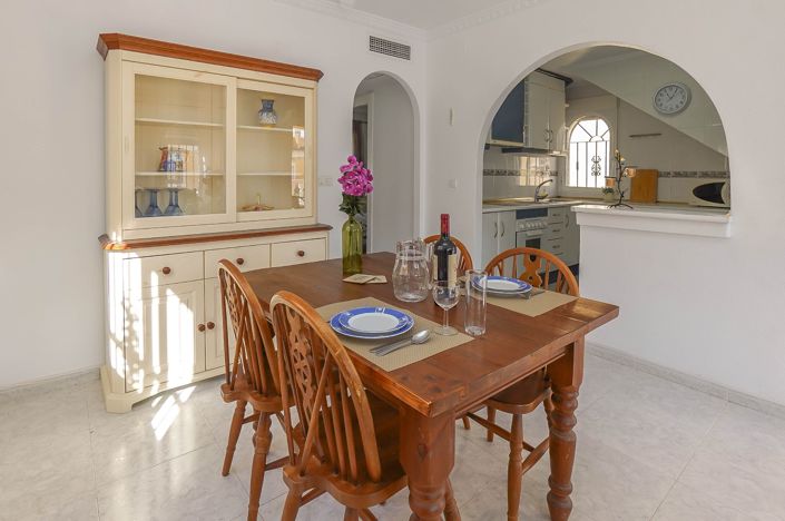 Image No.9-2 Bed Villa / Detached for sale