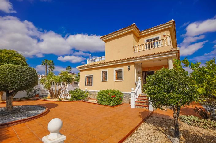 Image No.1-Villa / Détaché de 4 chambres à vendre à La Marina