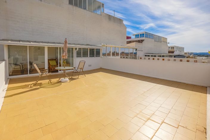 Image No.11-3 Bed Quad for sale