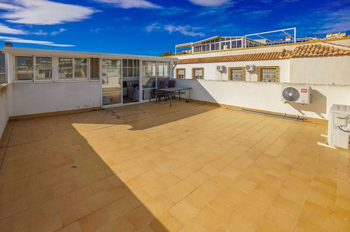 Image No.22-3 Bed Quad for sale