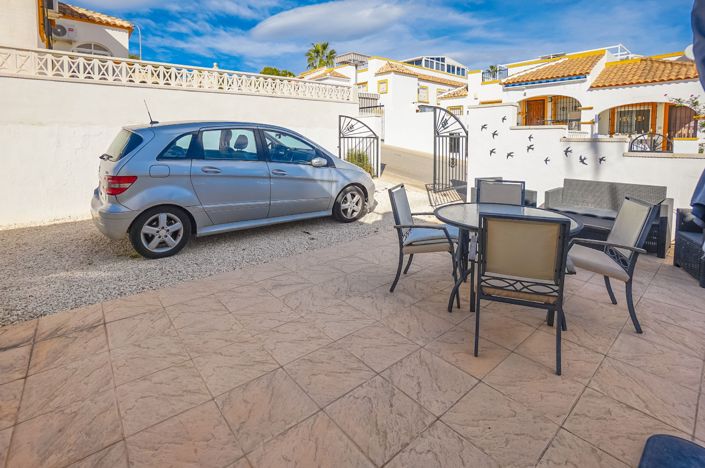 Image No.24-3 Bed Quad for sale