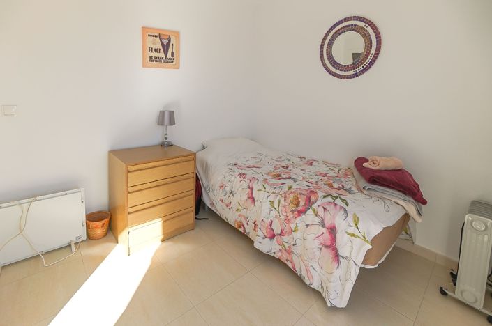 Image No.10-4 Bed Townhouse for sale