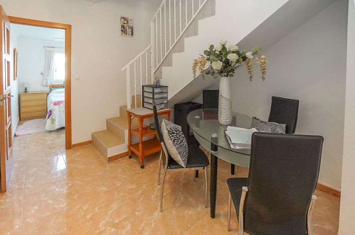 Image No.13-4 Bed Townhouse for sale