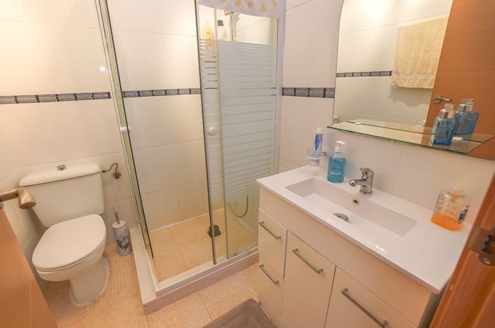 Image No.9-4 Bed Townhouse for sale