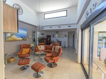 o1j8q4llpuraj1snd1fr41cjt1u2l41