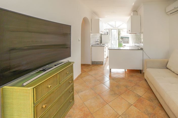 Image No.11-2 Bed Villa / Detached for sale