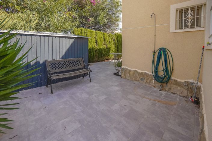 Image No.16-2 Bed Villa / Detached for sale