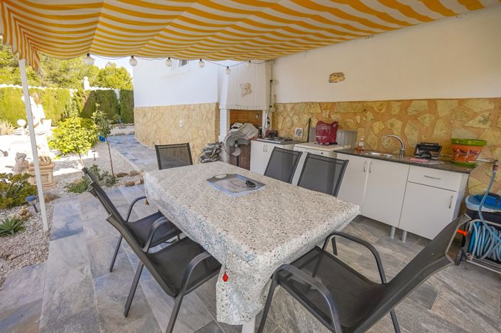 Image No.39-3 Bed Villa / Detached for sale