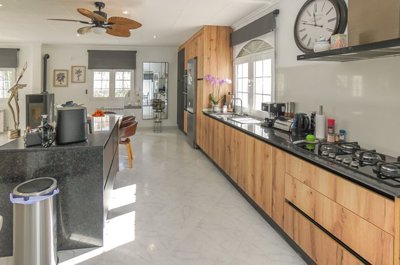 o1j9s0vq1j1kl9u4a2ci1p5915c23k