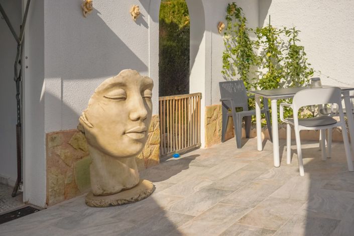 Image No.49-3 Bed Villa / Detached for sale