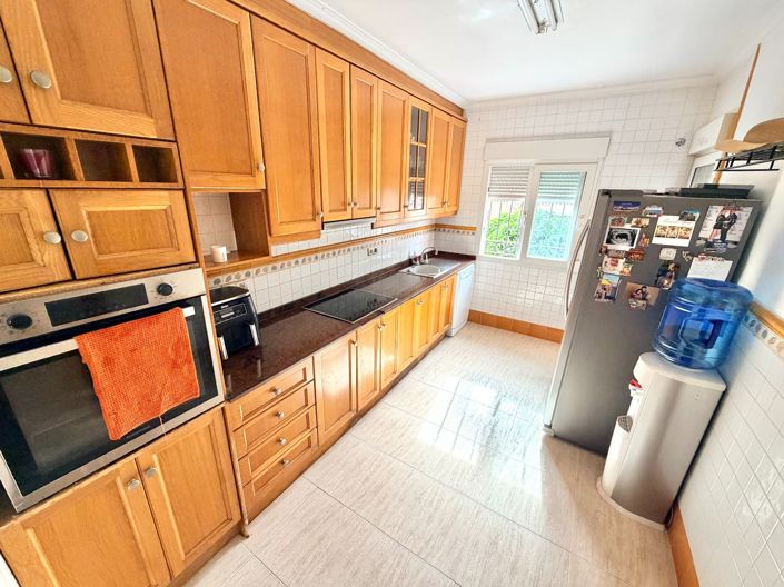 Image No.3-3 Bed Villa / Detached for sale