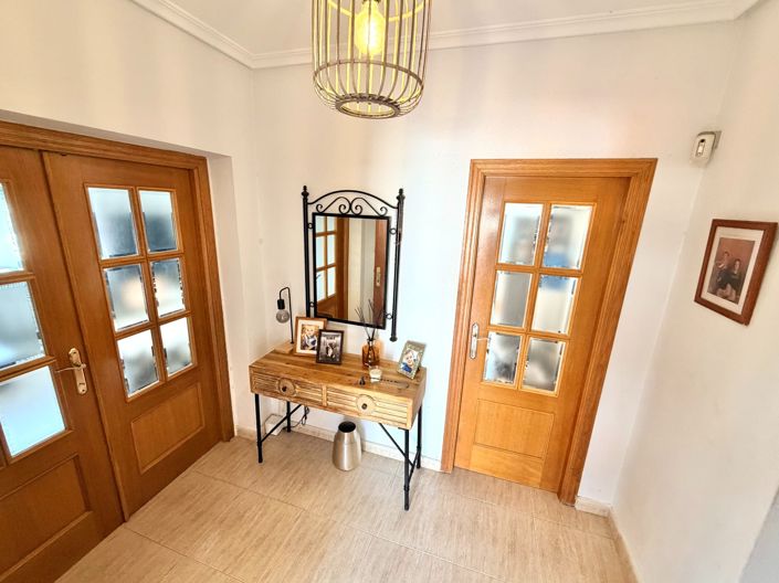 Image No.6-3 Bed Villa / Detached for sale