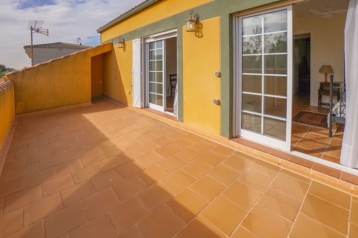 Image No.14-6 Bed Villa / Detached for sale