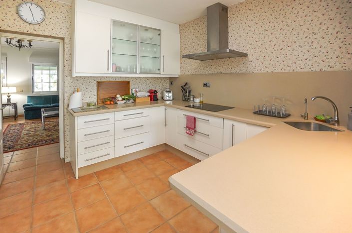 Image No.2-6 Bed Villa / Detached for sale