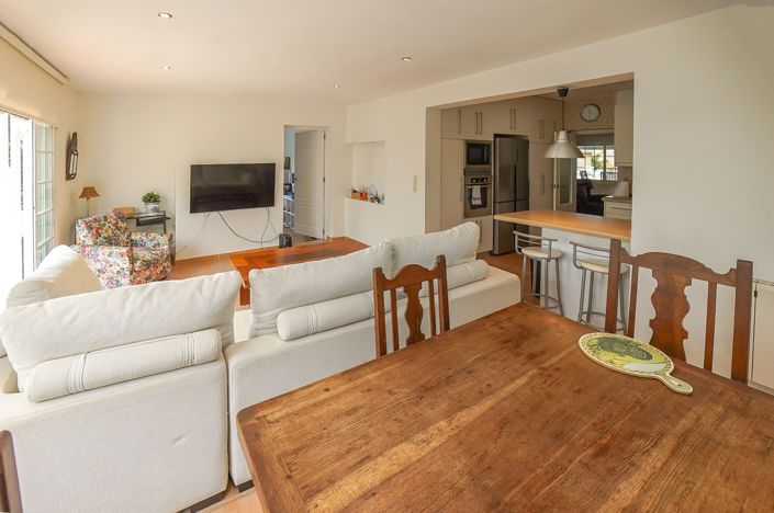 Image No.29-6 Bed Villa / Detached for sale