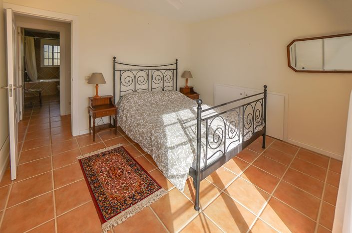 Image No.9-6 Bed Villa / Detached for sale