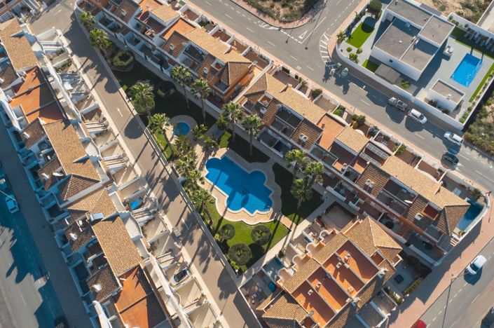 Image No.33-3 Bed Townhouse for sale