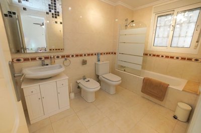 o1jaqil0l618bjtl12s7pqi1r536