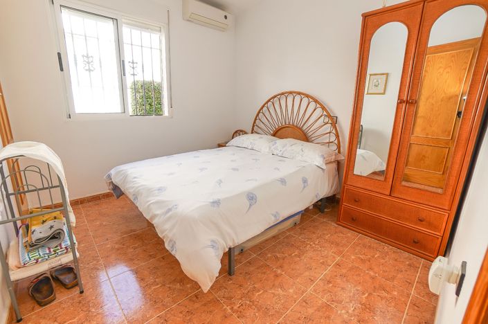 Image No.7-2 Bed Quad for sale