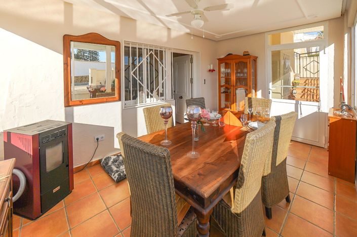 Image No.19-3 Bed Villa / Detached for sale